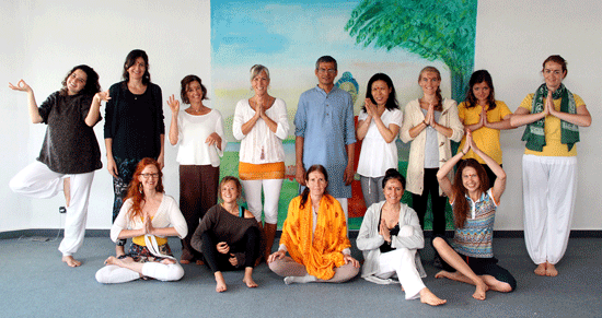 Yoga Vidya Yogalehrer Ausbildung English
